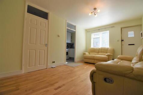 FRONT LOUNGE.JPG