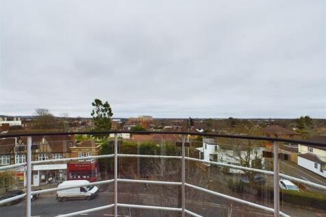 CAM02872G0-PR0065-STILL040.jpg