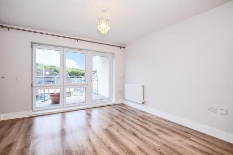 14 Parkwood Court - L2.jpg