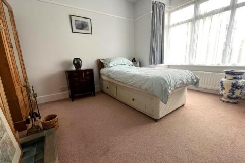 Bedroom 3 (GF)