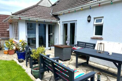 Patio &amp; sunroom