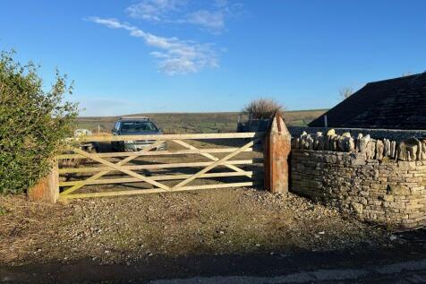 Gated vehicle access