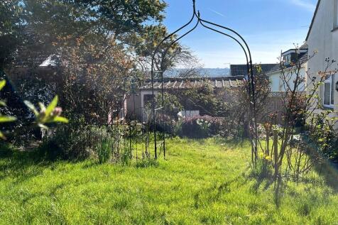 Side garden