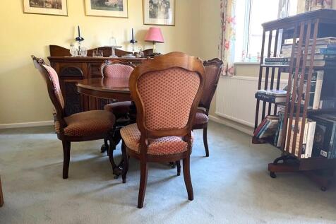 Fdining room