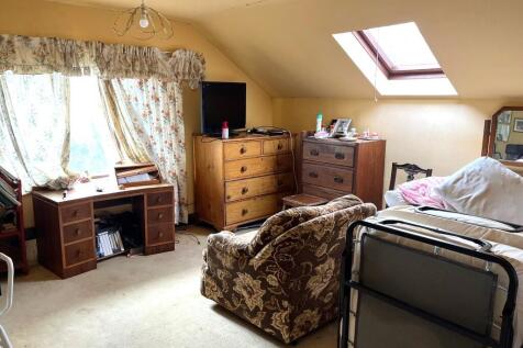 1st floor bedroom