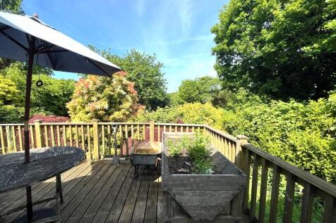 Deck &amp; garden