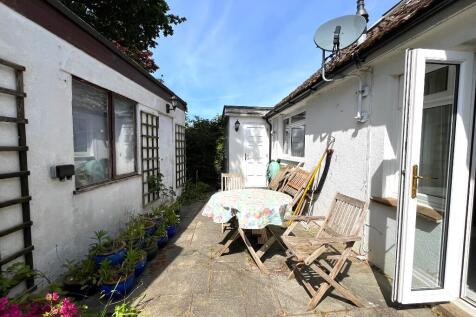 Side patio