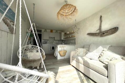 Lounge/kitchen