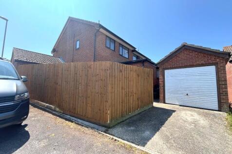 Garage &amp; drive