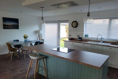 Kitchen to Dining.jpg