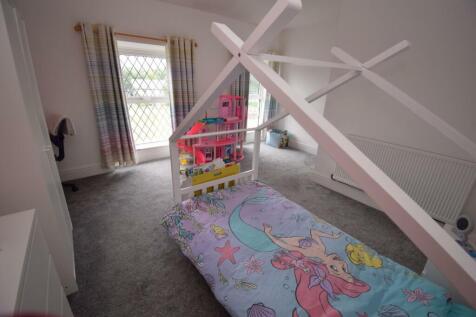 Bedroom 3.JPG