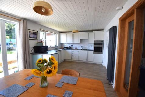 Kitchen Breakfast Room.JPG