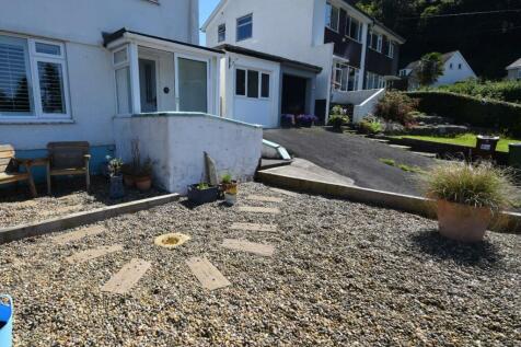 Front Garden 2.JPG