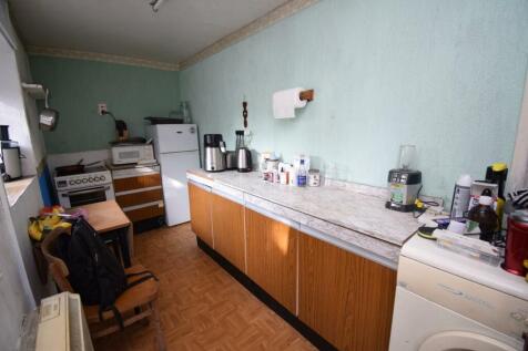 Kitchen.JPG