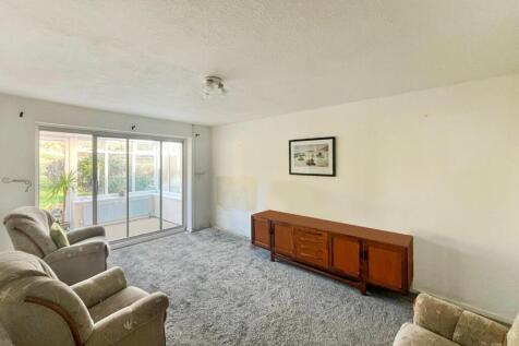 Living Room.jpg