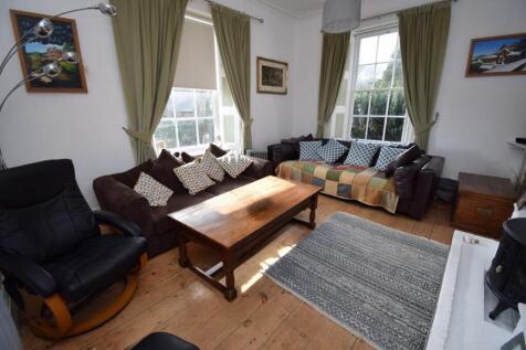 Living Room.JPG