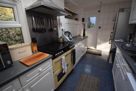 Kitchen.JPG