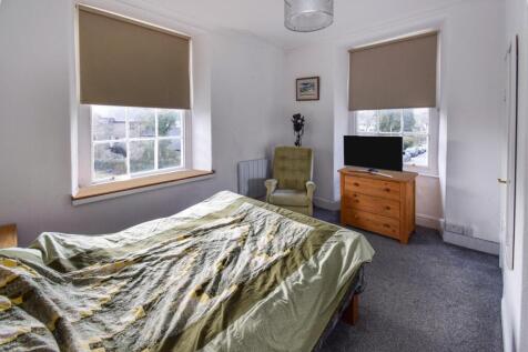 Room 2.jpg
