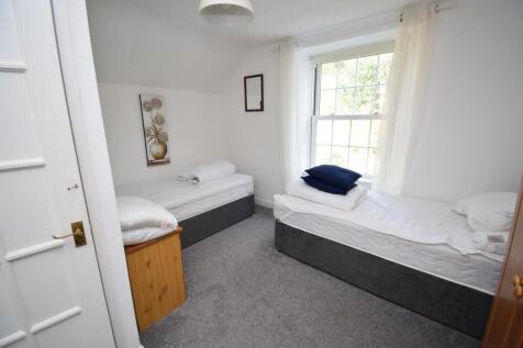 Room 4.JPG