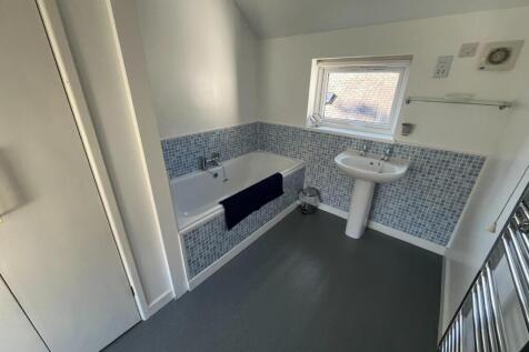 Bathroom.JPEG