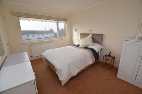 Bedroom 1.JPG