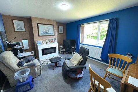 Living Room.JPEG