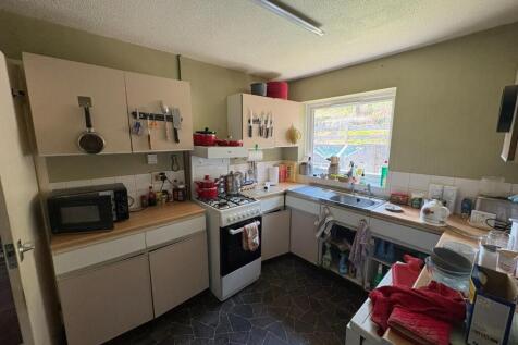 Kitchen.JPEG