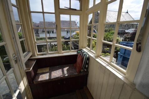 Front Porch.JPG
