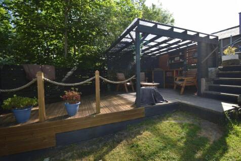 Outdoor Bar_Seating Area.JPG
