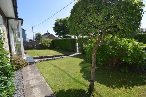 Front Garden.JPG