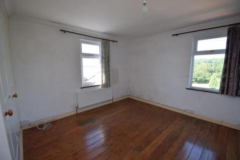 BEdroom 1.JPG