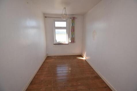 Bedroom 3.JPG