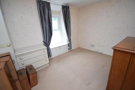 Bedroom 1.JPG