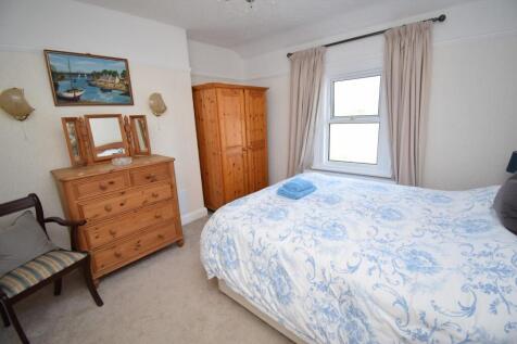 Bedroom 4.JPG