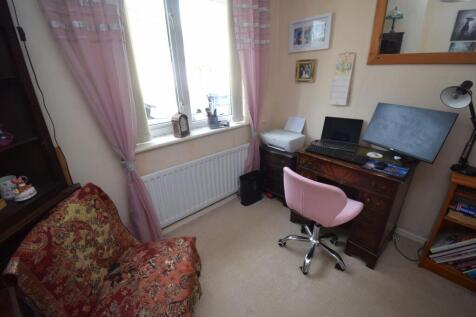 Bedroom 3.JPG