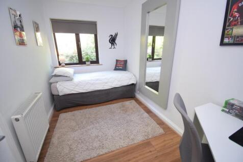Bedroom 4.JPG