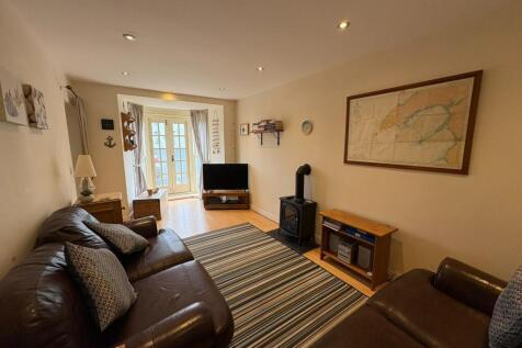 Living Room.JPEG