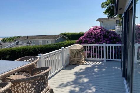 Decking Views (2).jpg