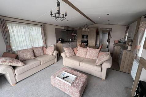 Open Plan Living_Kitchen Area.JPEG