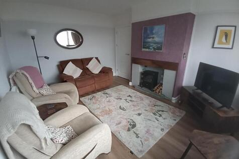 GF Living Room (V2).JPG