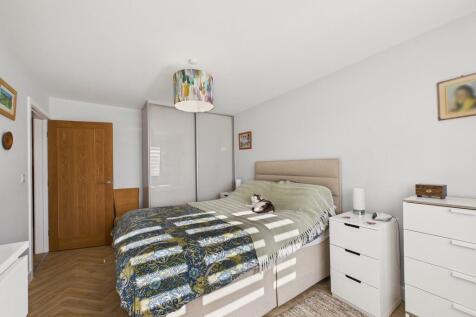 CAM04092G0-PR0095...