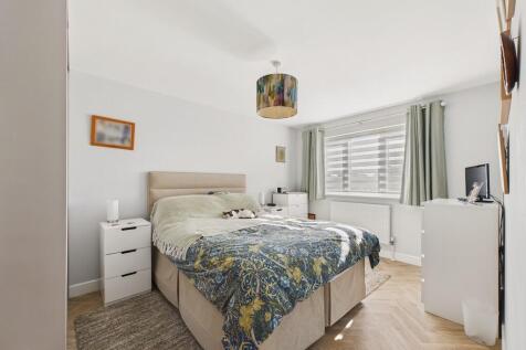 CAM04092G0-PR0095...