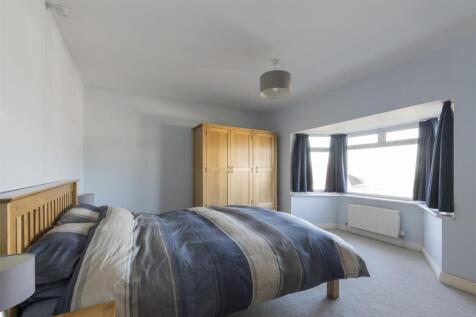 Main Bed