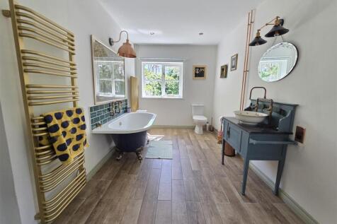 GF bathroom