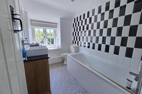 Upstairs Bathroom
