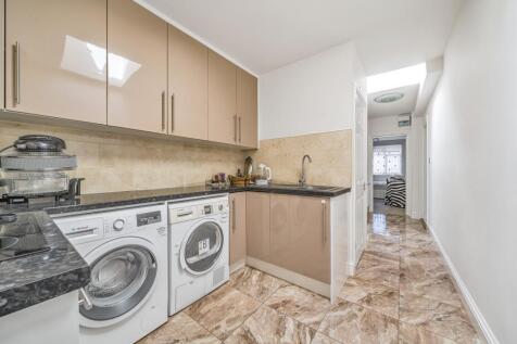 Utility Room/Kitchen