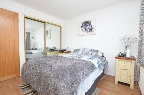 Bedroom.jpg