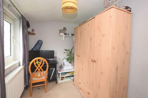 Bedroom 3.JPG