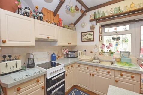 Kitchen V3.JPG
