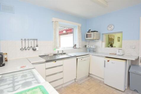 Kitchen.JPG